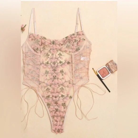 Women's Beige Strap Butterfly Mesh Stretch Lace Lingerie Bodysuit Size Medium - Picture 3 of 7